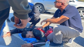 Kartal’da otomobille çarpışan motosikletin sürücüsü yaralandı