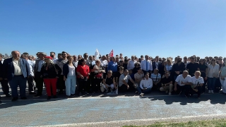 Memleket Partisi Genel Başkanı İnce, İstanbul’da vatandaş ve esnafla buluştu