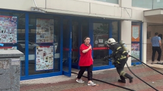Kocaeli’de marketin deposunda çıkan yangın söndürüldü