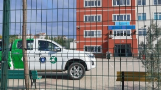 Bursa’da bazı öğrencileri arıların soktuğu okulda eğitime ara verildi