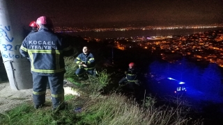 Kocaeli’de uçuruma düşen kişi yaralandı