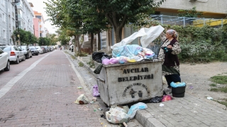 Avcılar Belediyesindeki grev nedeniyle sokaklarda çöp yığınları oluştu