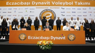 Eczacıbaşı Dynavit Kadın Voleybol Takımı, 20222023 sezonunu açtı