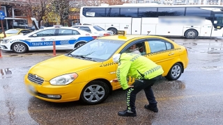 Kırklareli’nde kış lastiği uygulaması yapıldı