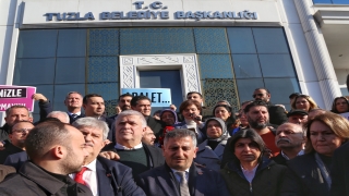 İYİ Parti ve CHP’li üyeler, AK Parti ilçe meclis üyesinin paylaşımına tepki gösterdi