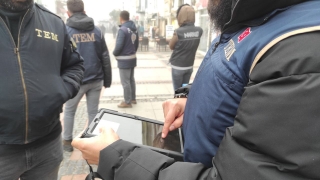 Edirne’de polis ”asayiş uygulaması” yaptı