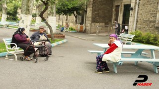 Kapılarını ziyaretçilere kapatan Darülaceze'de buruk Anneler Günü