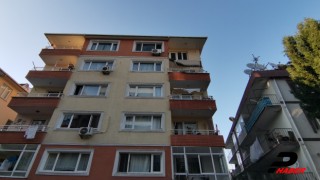 Avcılar'da bir binanın balkonu çöktü