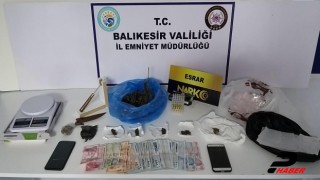 Balıkesir’de uyuşturucu operasyonlarında yakalanan 5 zanlıdan 1’i tutuklandı