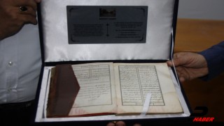 Osmanlı döneminde basılan "Mihneti Keşan" kitabı müzeye bağışlandı