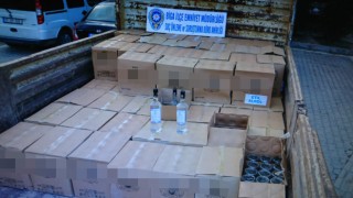 Çanakkale’de 971 litre sahte içki ele geçirildi