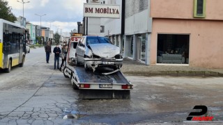 İnegöl ilçesindeki trafik kazasında 1 kişi yaralandı