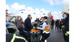 Tekirdağ’da tır ile otomobil çarpıştı: 4 yaralı