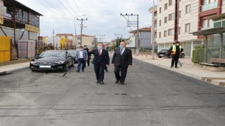 Vali Erol ve Belediye Başkan Vekili Tutuk, Girne Caddesi’ndeki çalışmaları inceledi