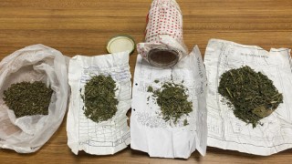 Hendek’te uyuşturucu operasyonunda 755 gram esrar ele geçirildi