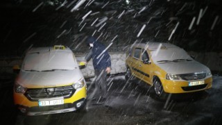 Kırklareli’nin yüksek kesimlerinde kar yağışı başladı