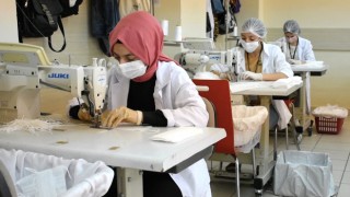 Sanayi kenti Bursa’nın eğitim kurumları salgınla mücadelede ”ürettim üssü” oldu
