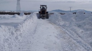 Edirne’de kardan kapanan 156 köy yolu ulaşıma açıldı