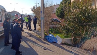 Çanakkale’de motosikletiyle kaza yapan uzman çavuş hayatını kaybetti