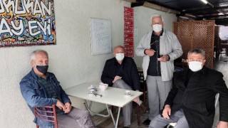 Gölcük’te kontrollü normalleşme süreciyle esnaf yüzde 50 kapasiteyle işletmelerini açtı