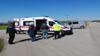 Ayvacık’ta panelvan ile kamyon çarpıştı: 1 yaralandı