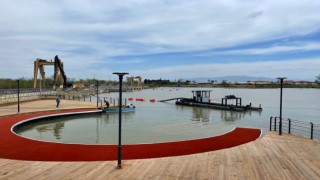 Sakarya Nehri’nde elektrik üretimine engel olan çamurlar temizleniyor