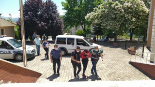Sakarya’da oyun salonlarından hırsızlık yaptığı öne sürülen şüpheli tutuklandı