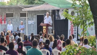 ”Çocuklar ve gençlerin dijital dünyada pek çok tehlikeyle karşı karşıya” uyarısı