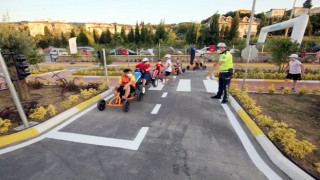 Karamürsel’de Çocuk Trafik Eğitim Parkı törenle açıldı