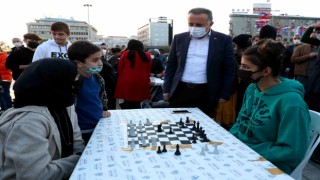 Bağcılar’da satranç turnuvası düzenlendi