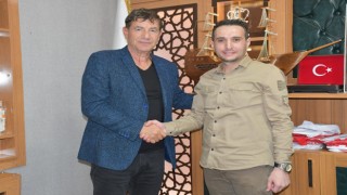 Balıkesirspor’un yeni teknik direktörü Giray Bulak oldu