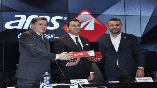 Beşiktaş’ın taşıma sponsoru Aras Kargo oldu