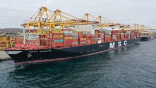 Dev konteyner gemisi ”MSC Samar” Tekirdağ’a geldi
