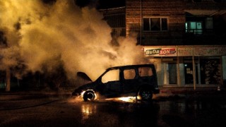 Bursa’da seyir halindeyken alev alan hafif ticari araç kullanılamaz hale geldi