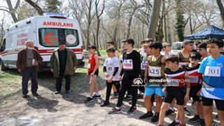 Türk atletizminin efsanesi İsmail Akçay’dan gençlere ”spora yönelin” tavsiyesi