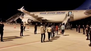 Afganistan uyruklu 227 düzensiz göçmen sınır dışı edildi