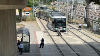 Kocaeli’de raydan çıkan tramvay karşıdan gelen tramvaya çarptı