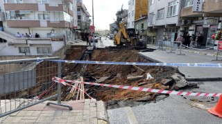GÜNCELLEME Üsküdar’da istinat duvarı çöktü, 3 bina tahliye edildi