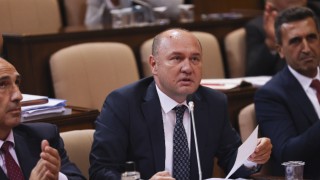 İBB Meclisi’nde CHP ile AK Parti arasında ”Sultan Vahdettin” tartışması