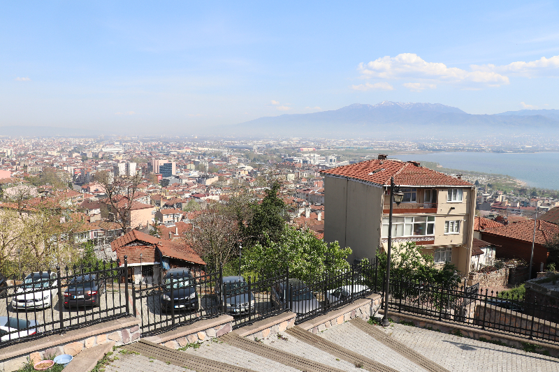 Kocaeli'de sokağa çıkma kısıtlamasının ikinci gününde cadde ve sokaklar boş kaldı