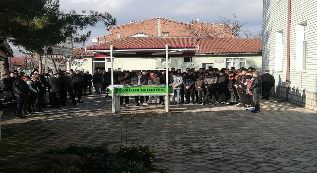 Pazaryeri ilçesinde ölü bulunan lise öğrencisinin cenazesi defnedildi