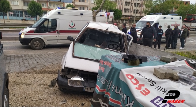 Sakarya'da trafik kazasında 1 kişi öldü, 3 kişi yaralandı