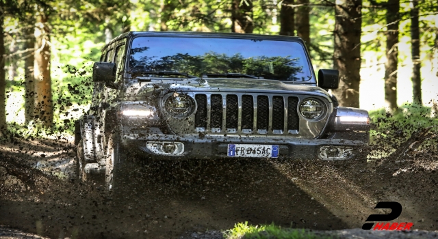 Jeep Wrangler Almanya’da en iyi arazi aracı ve SUV seçildi