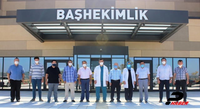 MÜSİAD Bursa Şubesinden sağlık çalışanlarına aşure ikramı