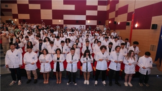 Trakya Üniversitesi’nde Tıp Fakültesi öğrencileri ”beyaz önlük” giydi 