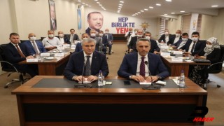 Başkan Yüce, AK Parti İl Başkanlığındaki bayramlaşmaya katıldı