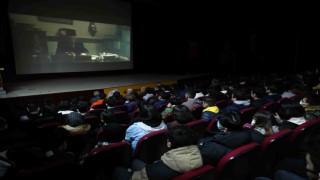 İstiklal Marşı’nın yazılma sürecini anlatan filmi Bağcılar’da 150 bin kişi izledi